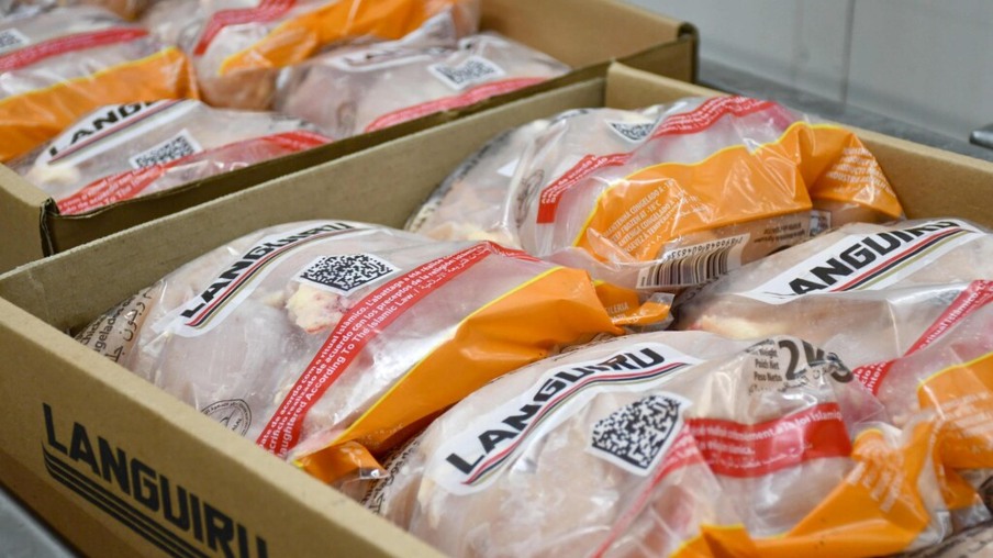 Cooperativa Languiru exporta carne de frango para a África do Sul