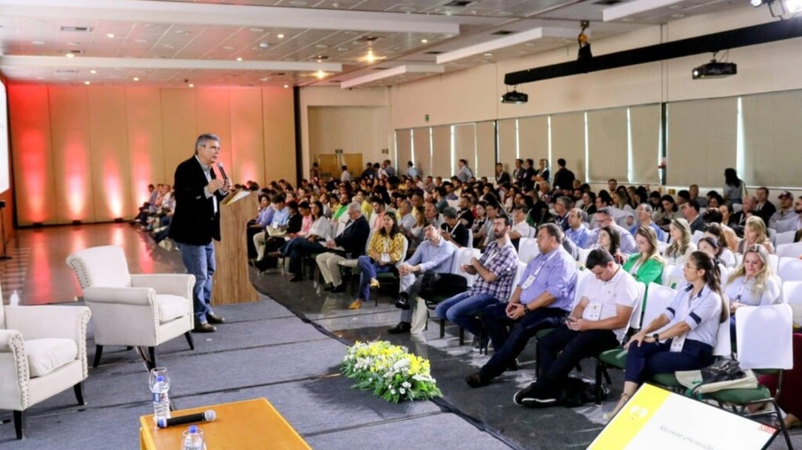 Com foco na prevenção da IA no Brasil, Congresso de Ovos da APA reuniu 900 congressistas