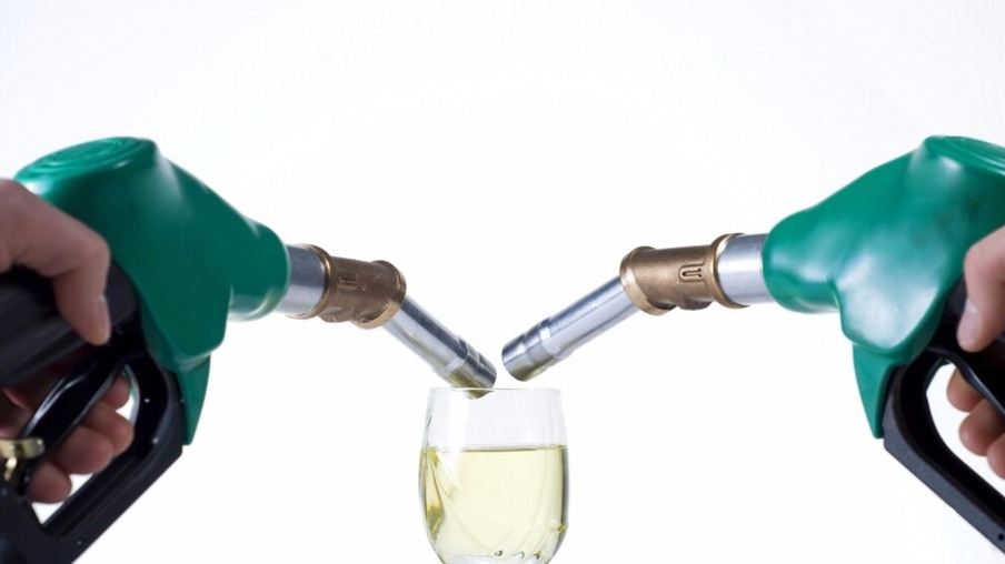 Grupo Iveco desenvolve motor movido a etanol, biometano e hidrogênio verde