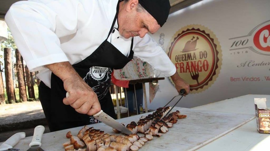 Cobb-Vantress promove 2ª Queima do Frango em São José do Rio Preto