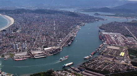 Produtos agropecuários impulsionam recorde no Porto de Santos