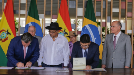 Brasil e Bolívia firmam acordos para avanço tecnológico na agropecuária e produção de fertilizantes