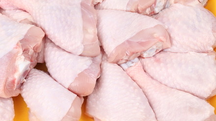 Exportações de carne de frango crescem 0,7% em 2014