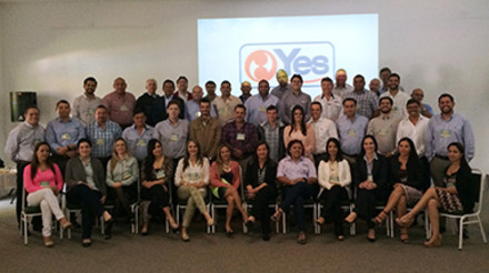 YES reúne time de estrangeiros em sua "III Reunião de Distribuidores da América Latina"