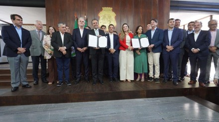 Governador do Ceará propõe criação da Política Estadual do Hidrogênio Verde