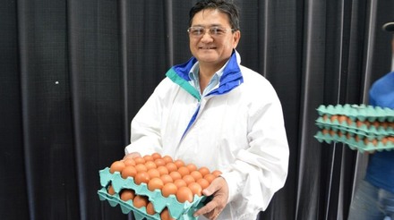 Produtores de Bastos fazem petição em favor do ovo