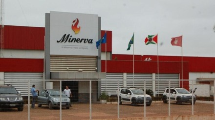 Minerva Foods busca captação de até US$ 1 bilhão por meio de emissão de títulos para financiar aquisição de ativos da Marfrig