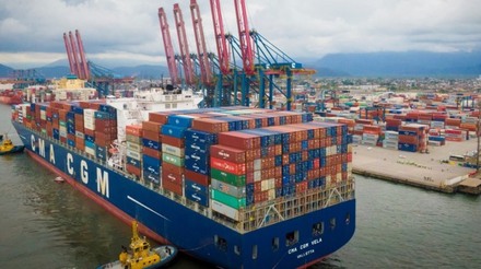 Porto de Santos alcança movimentação de 111 milhões de toneladas de janeiro a agosto