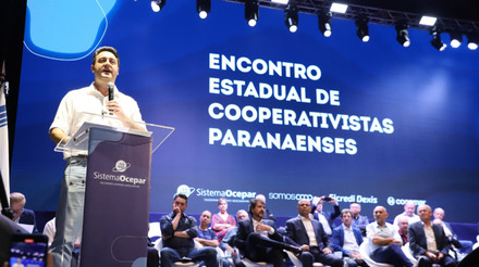 Governador do Paraná destaca faturamento de R$ 202 bilhões das cooperativas da região em 2023