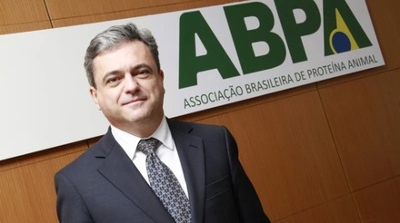 Mandato de Ricardo Santin é renovado na presidência da ABPA