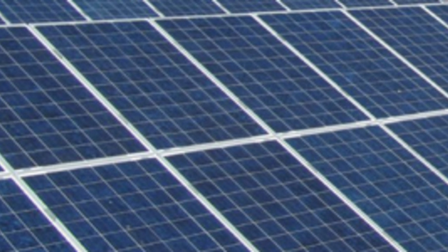 Instalações solares devem ultrapassar eólicas, pela primeira vez, em 2013