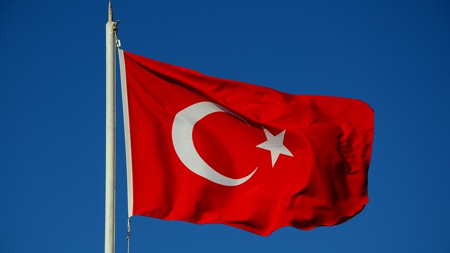 Turquia ganha espaço na produção e exportação de frango halal