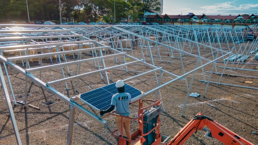 O Paraná tem o objeto de se tornar um dos maiores produtores de energia sustentável do mundo. Em dois anos, o estado triplicou a emissão de licenças fotovoltaicas. – Curitiba, 17/05/2021 – Foto: Divulgação BRDE
