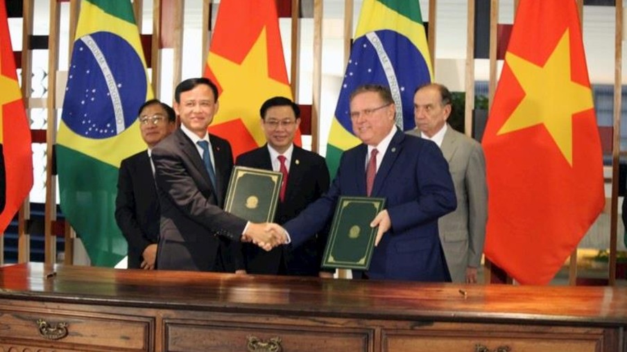Brasil e Vietnã firmam parceria na área do agronegócio