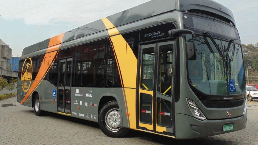 Operação de ônibus elétrico da UFSC é suspensa por falta de verba