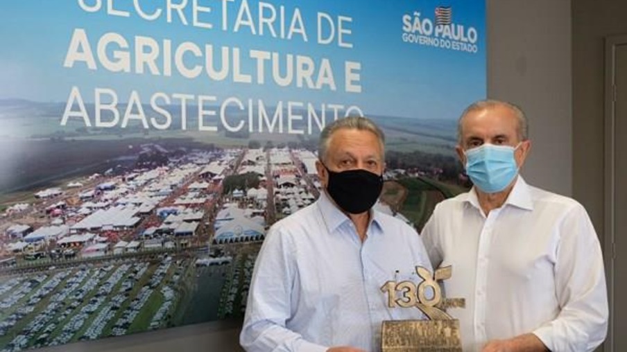 Roberto Rodrigues recebe homenagem referente aos 130 anos da Secretaria de Agricultura de SP