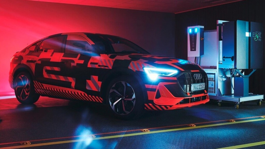 Audi aposta na união entre carro elétrico e energia solar