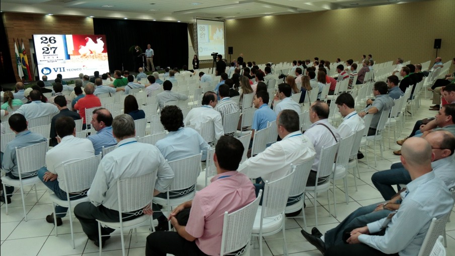 Maringá recebe encontro técnico que discute o mercado e as expectativas para a avicultura nacional