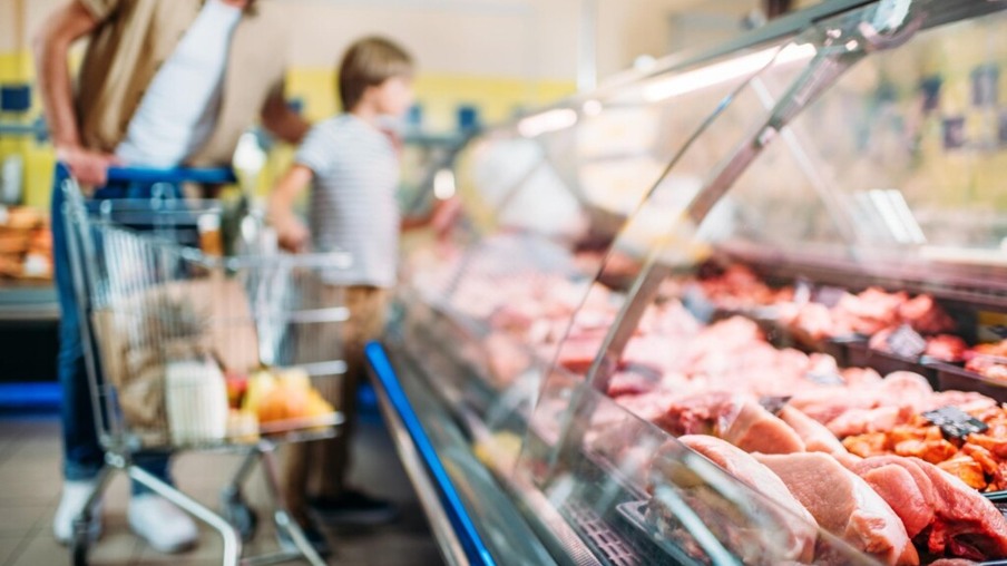Análise de Mercado: Preço do frango vivo se mantém estável em três estados e sobe em MG e no ES