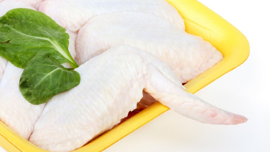 Exportação de carne de frango in natura cai na segunda semana do mês