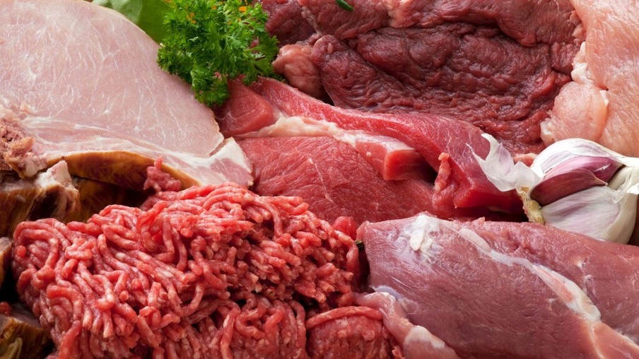 Exportações de carnes para a china são destaques da balança comercial brasileira, em maio