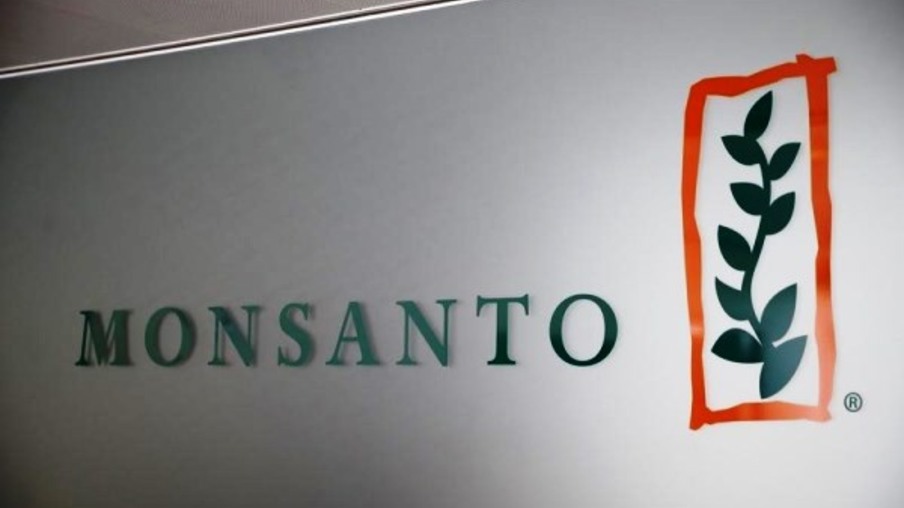 A Monsanto logo is pictured in the company headquarters in Morges, Switzerland, May 25, 2016. REUTERS/Denis Balibouse
