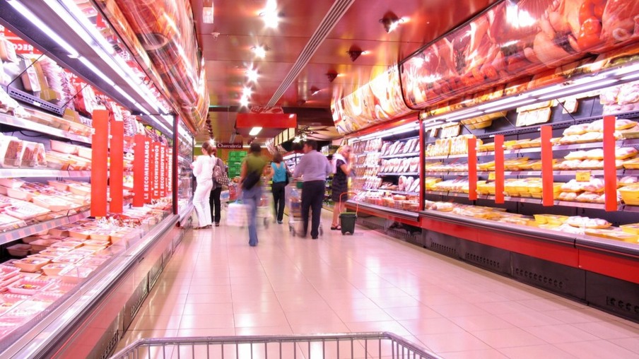 Vendas dos supermercados retraem 2,15% em 2016
