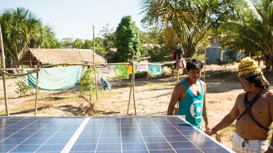 Sistema de energia solar é instalado em aldeias Munduruku, no Pará