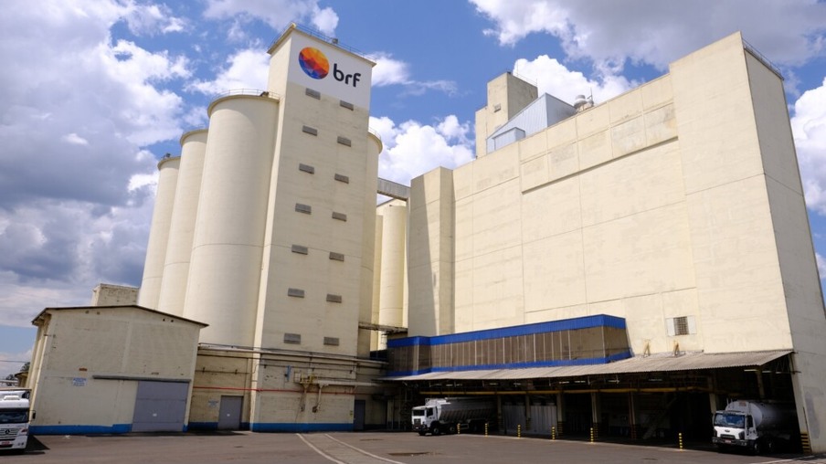 BRF paga R$ 965 milhões em dívidas de curto prazo