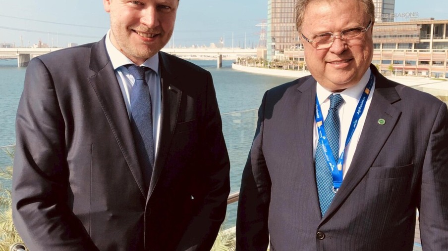 Vice-diretor da DLG e Blairo Maggi se encontram em Abu Dhabi