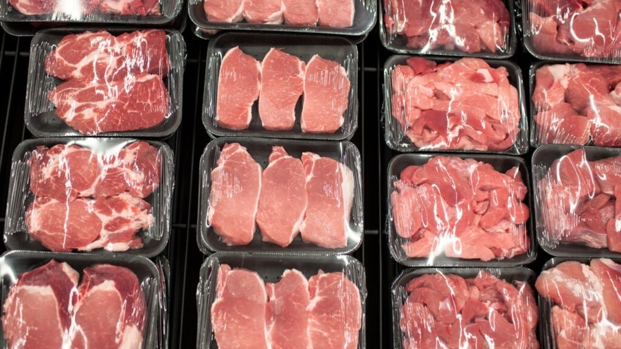 China corta importação de carne suína e deixa o setor na corda bamba
