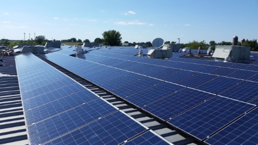 ET Solar Powers Largest ACPV Project in the USA (PRNewsFoto/ET Solar Group)