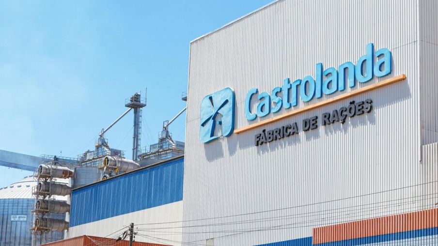 Castrolanda expande produção de ração animal