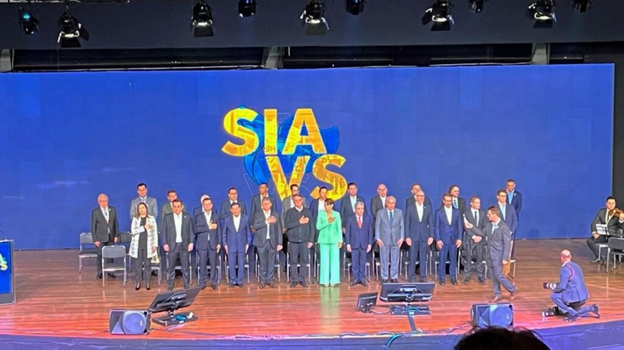 Presidente Jair Bolsonaro marca presença na abertura do SIAVS 2022