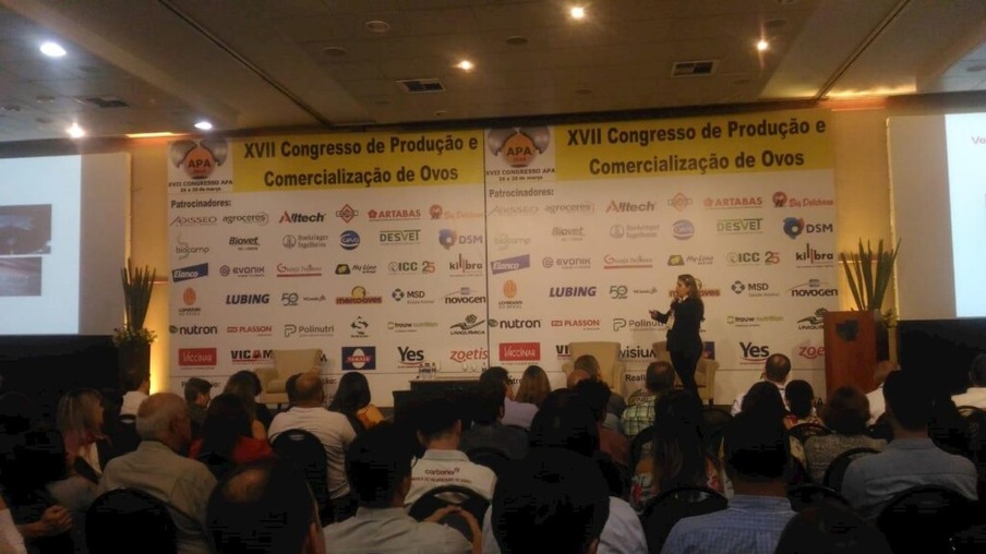 Congresso de Ovos reúne 700 pessoas e discute tendências e controle sanitário