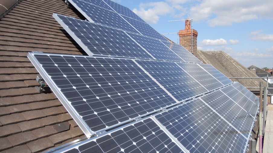 Energia solar está prestes a atingir marco global de 100 gigawatts