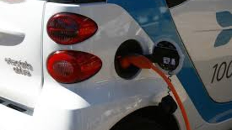 Especialistas avaliam célula de etanol como opção mais sustentável para veículos elétricos no Brasil
