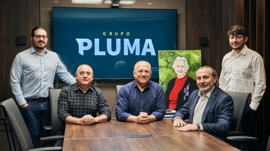 Com estrutura enxuta em seu início, Pluma se consolida como uma gigante da avicultura brasileira