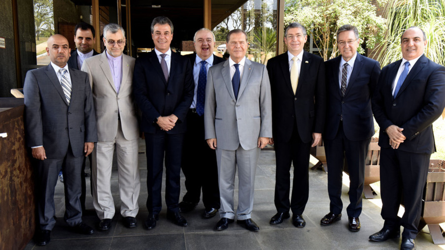 Governador Beto Richa durante encontro em Brasília com embaixadores de países do Oriente Médio no Brasil. Brasília, 17/10/2017. Foto: Ricardo Almeida/ANPr