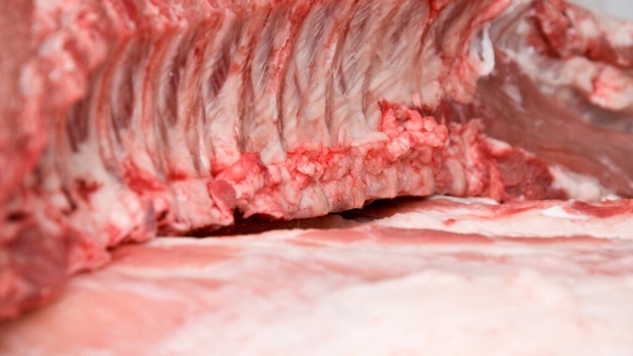 Importações de carne suína pela China triplicam em março