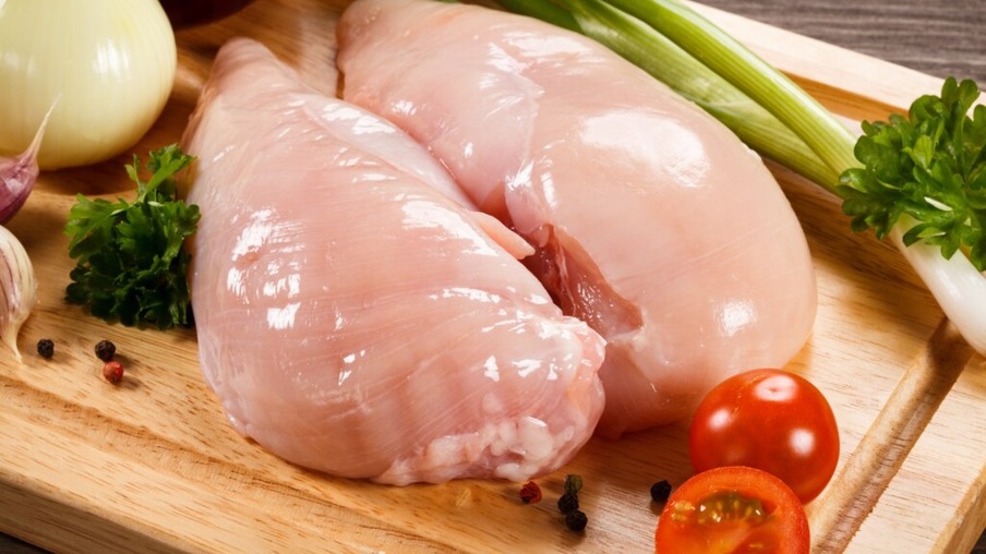 Miopatias em frangos de corte e o uso de enzimas exógenas