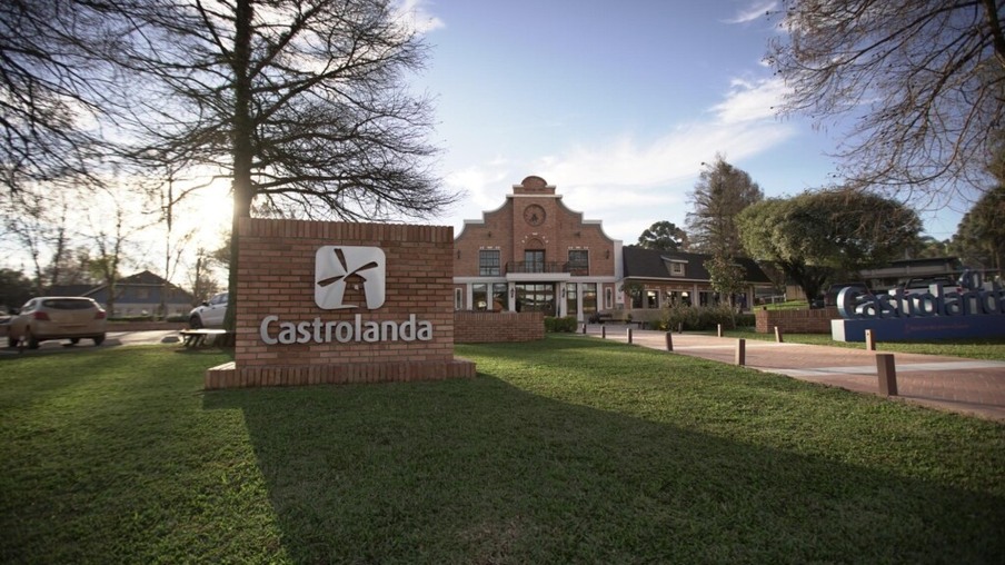 Castrolanda ganha posições em rankings das maiores empresas do país