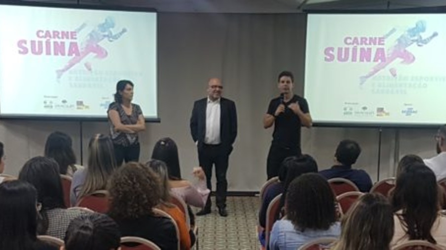 ABCS promove a carne suína entre profissionais da saúde em evento com Marcio Atalla