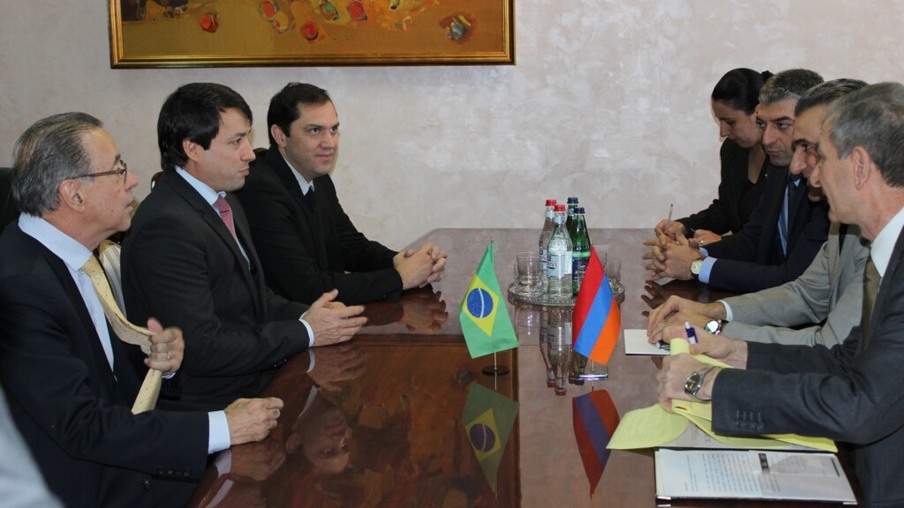 Parceria Brasil-Armênia prevê intercâmbio em pesquisa agrícola e ampliação do comércio