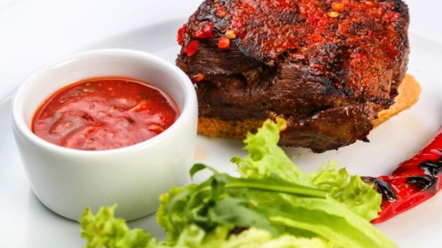 Apreciada na cozinha internacional, carne suína deixa de ser um tabu na mesa do brasileiro