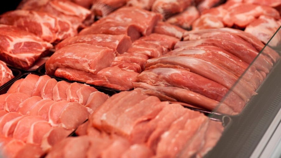 Governo determina suspensão de produção de carne bovina para a China