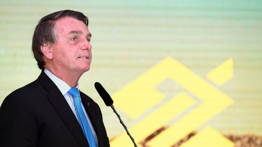 Bolsonaro diz que safra brasileira chegará a 300 milhões de toneladas