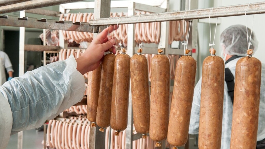 Processadores de carne suína dos EUA enfrentam custos mais altos após decisão judicial