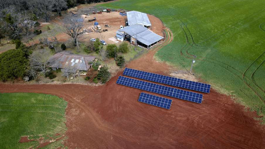 Cooperados da Frísia implantam energia solar nas propriedades