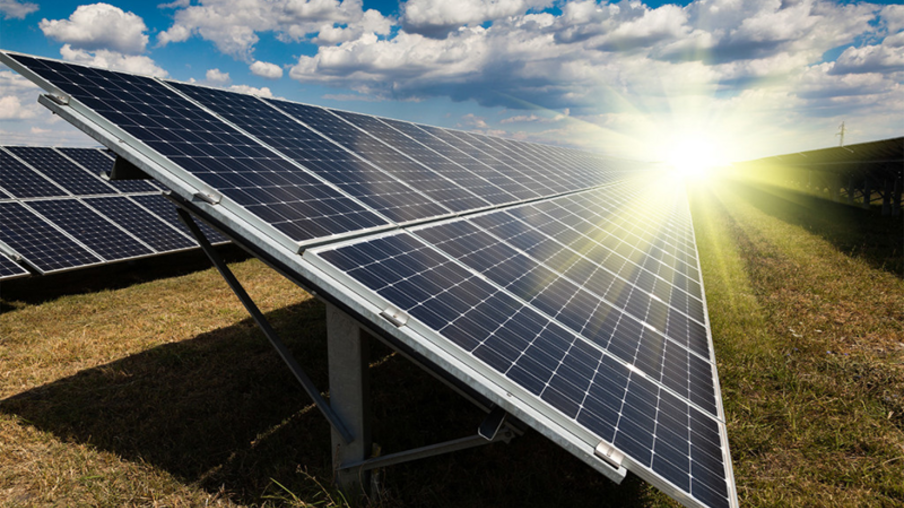 Brasil está entre os 30 países que mais implantam energia solar no mundo